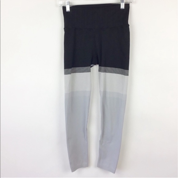 Athleta Intarsia high waist leggings M Colorblock GUC - Picture 7 of 11